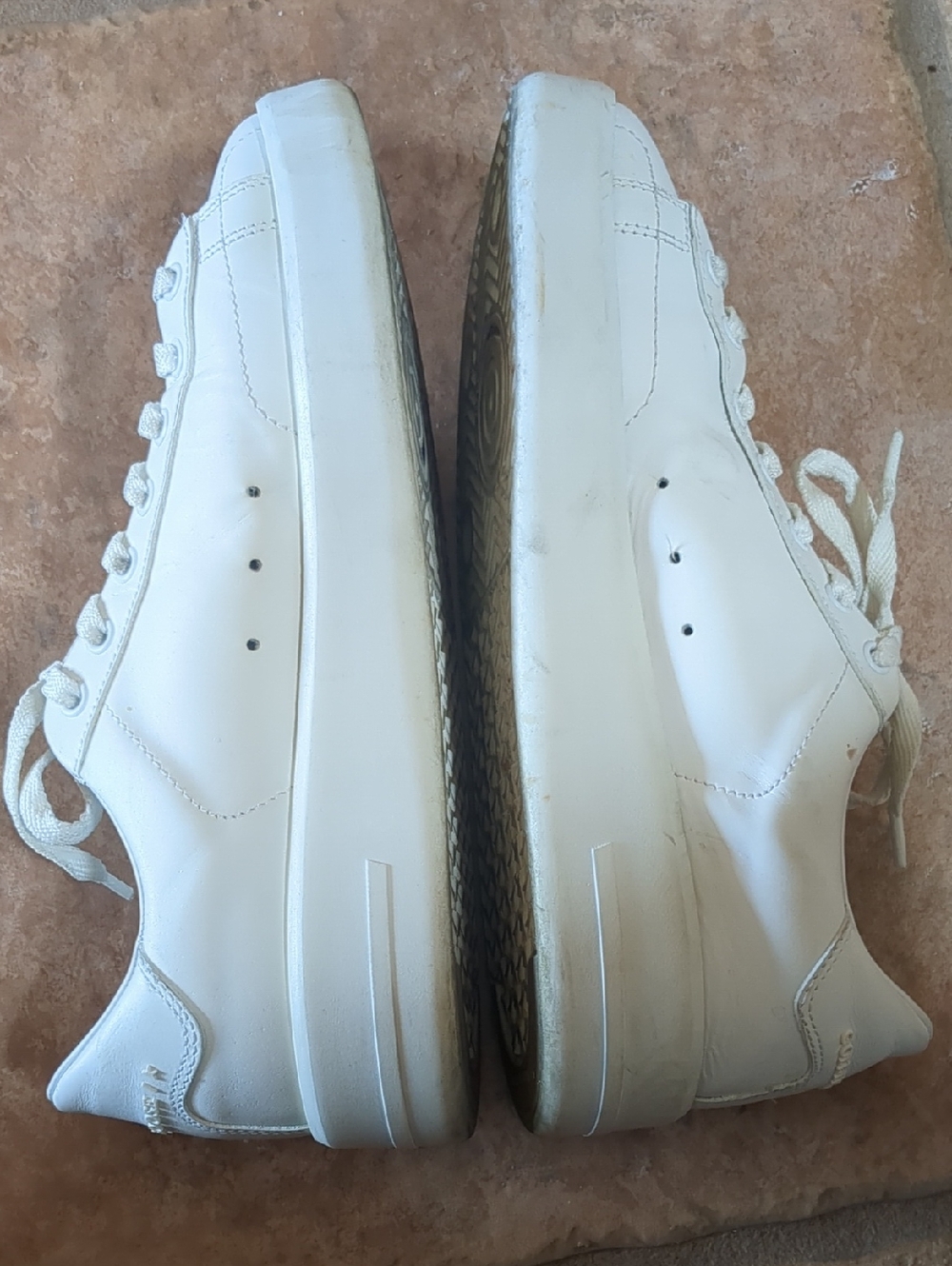 Golden Goose Pure-Star White Sneakers - Picture 4 of 8